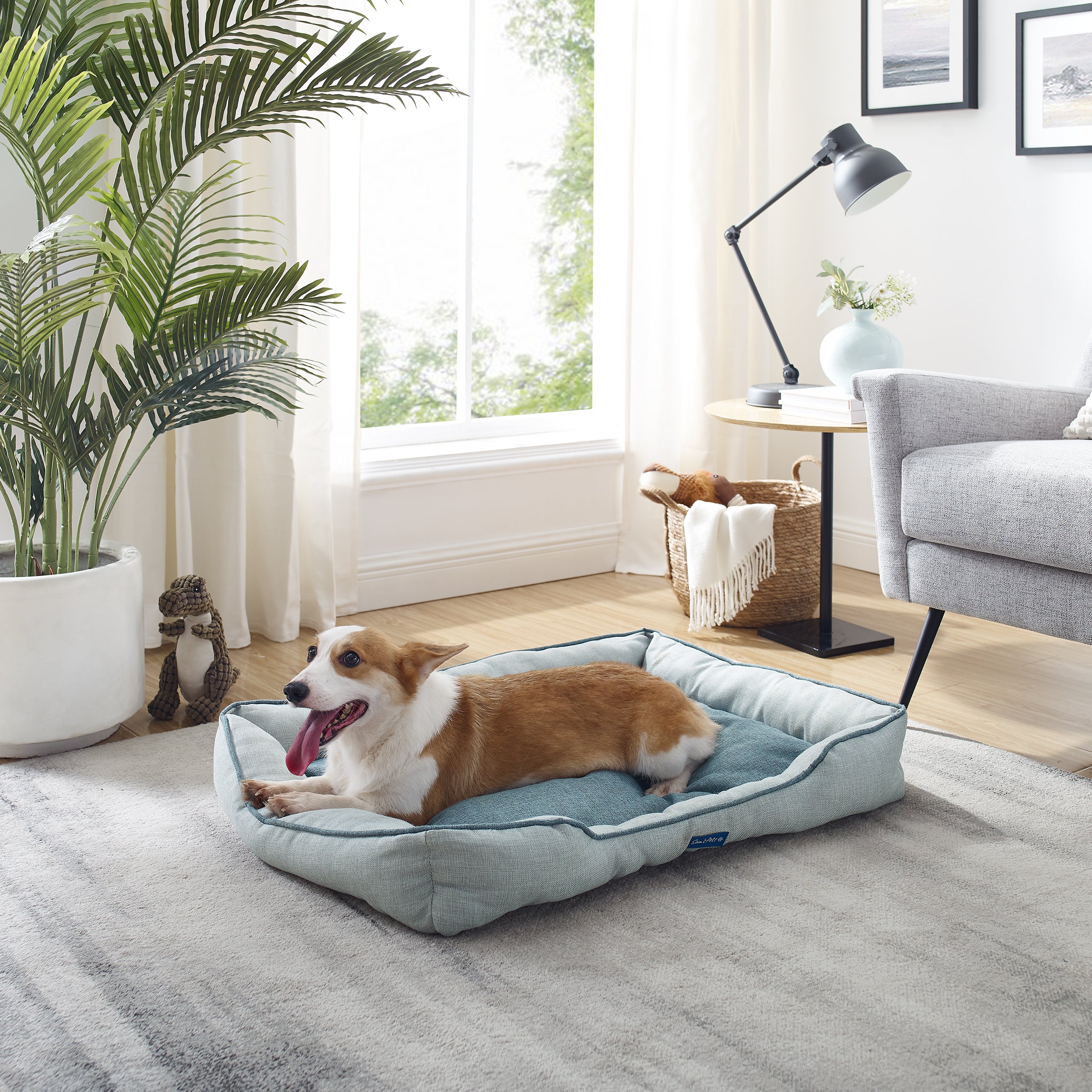 Arthur Large Gray Dog Bed