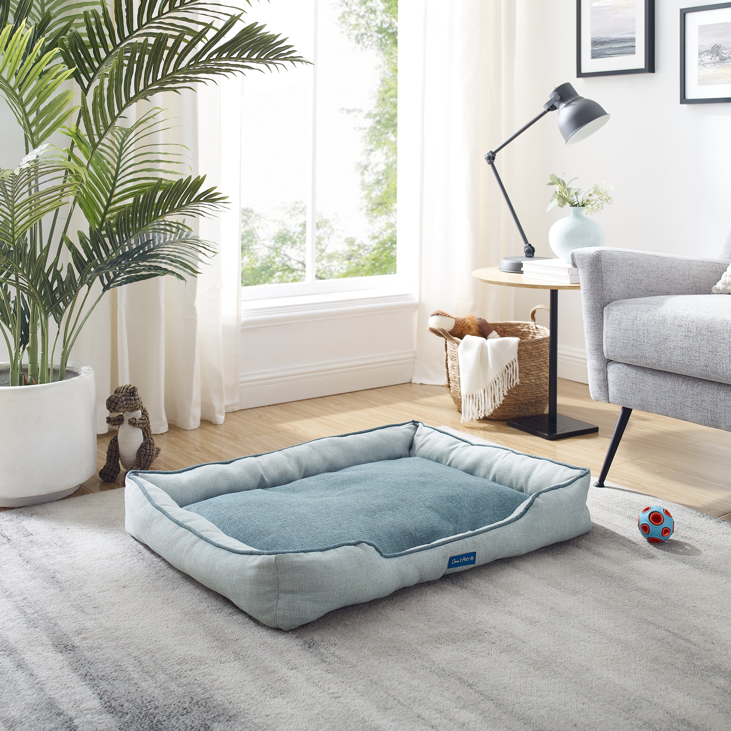 Arthur Large Gray Dog Bed